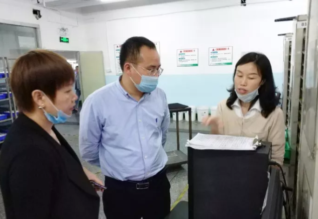 陪同甘肅瓜州政府領(lǐng)導(dǎo)考察新能源鋰電池全國布點(diǎn)投資選址項(xiàng)目，達(dá)成進(jìn)一步合作意向