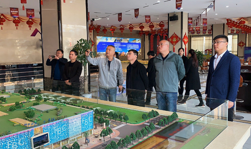 陪同政府園區對接考察大型商貿物流中心投資選址項目，明確合作重點，堅實合作基礎