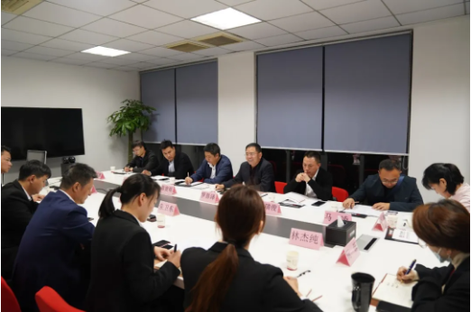 【政府領導走進東方龍商務】蓄勢待發(fā)，全面打響！集團提前拉開進博會服務序幕