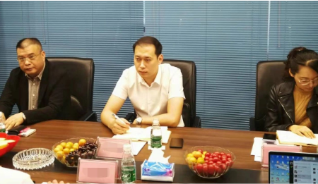 陪同政府園區(qū)對接考察智慧充電設(shè)備生產(chǎn)投資選址項目，精準對接促進雙方合作交流