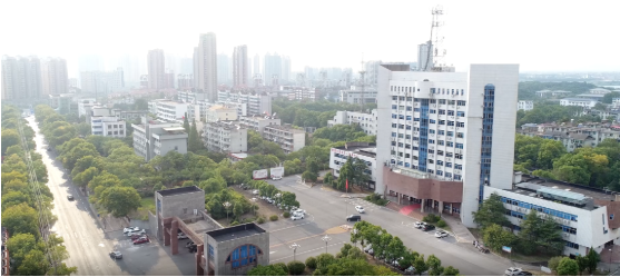 集團全力助推江西省鷹潭市月湖區委托招商引資，以“園區經濟”為抓手，打造發展“增長極”