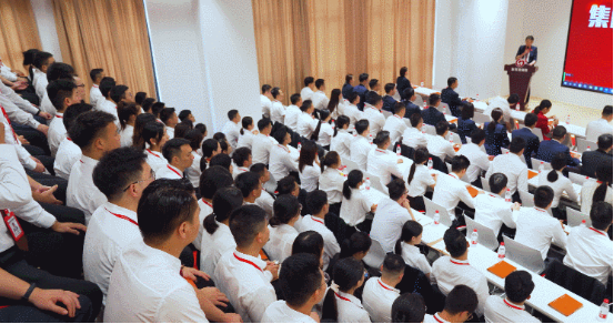 進博首日，迎來政府來訪小高峰！全國40多家政府蒞臨東方龍商務集團考察交流