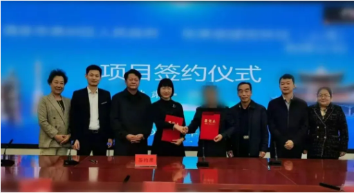 今日，由集團精準推介的兩個優質投資選址項目分別與甘肅某地方政府、陜西某地方政府成功簽訂投資協議 