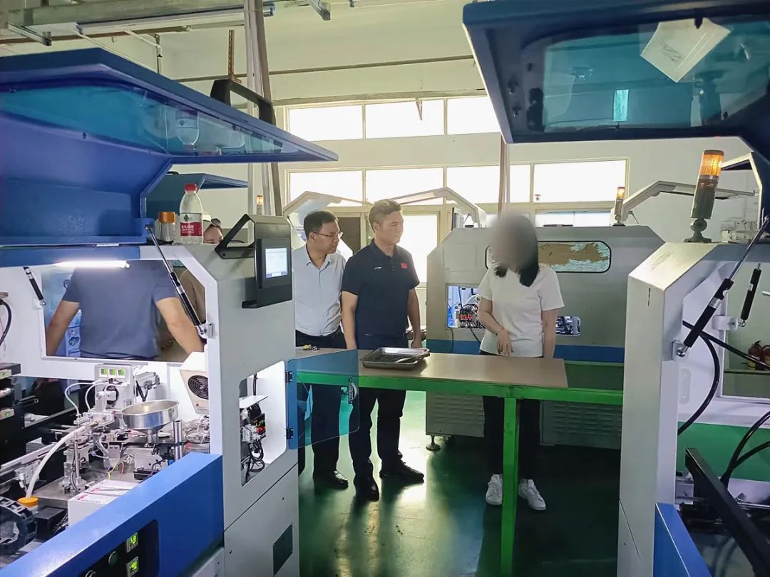 自動化程度高，品質銷量雙領先！廣西某地方政府順利考察多品類顯示產品擴建投資選址項目企業