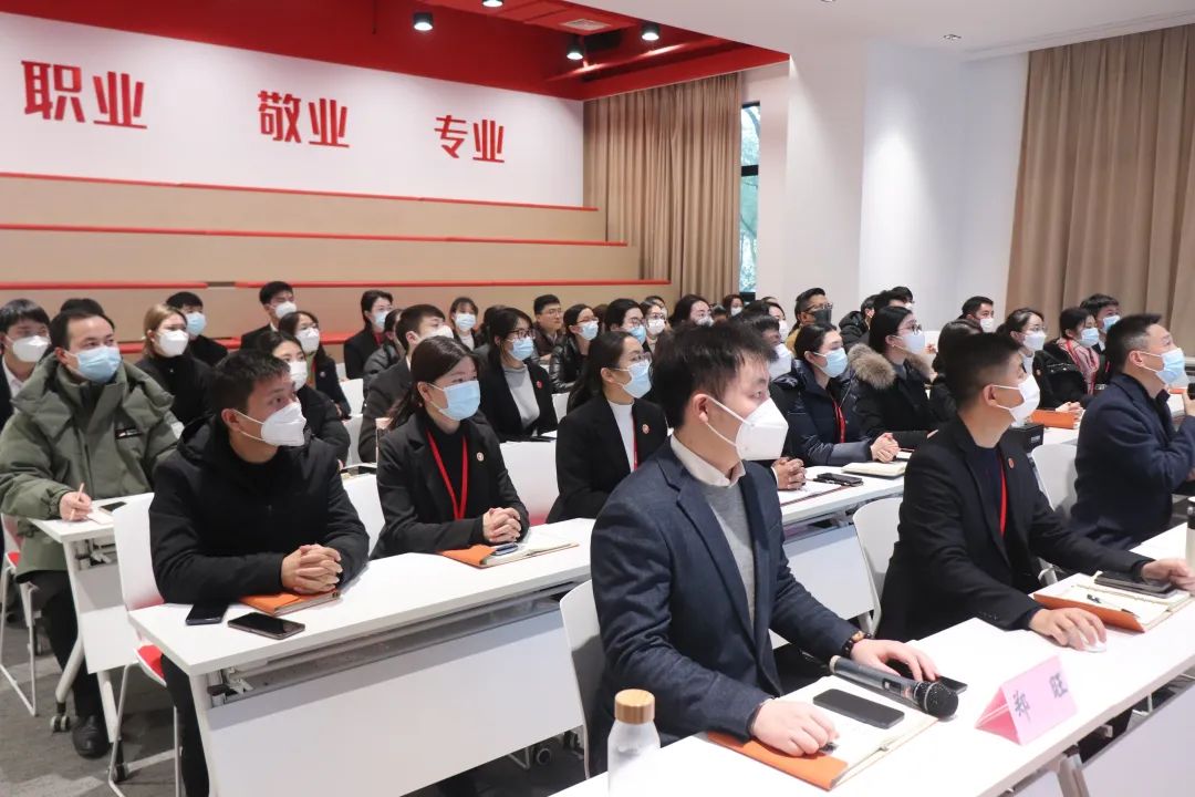 大干100天，決勝決戰(zhàn)第四季度，攻堅沖刺年度總?cè)蝿?wù)！12月下旬，集團(tuán)成功通過25個優(yōu)質(zhì)投資選址項目