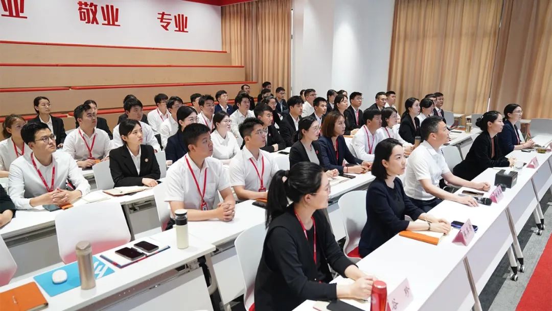大開項(xiàng)目，開大項(xiàng)目！量質(zhì)實(shí)現(xiàn)新突破！5月中旬，集團(tuán)35個優(yōu)質(zhì)投資選址項(xiàng)目通過評估