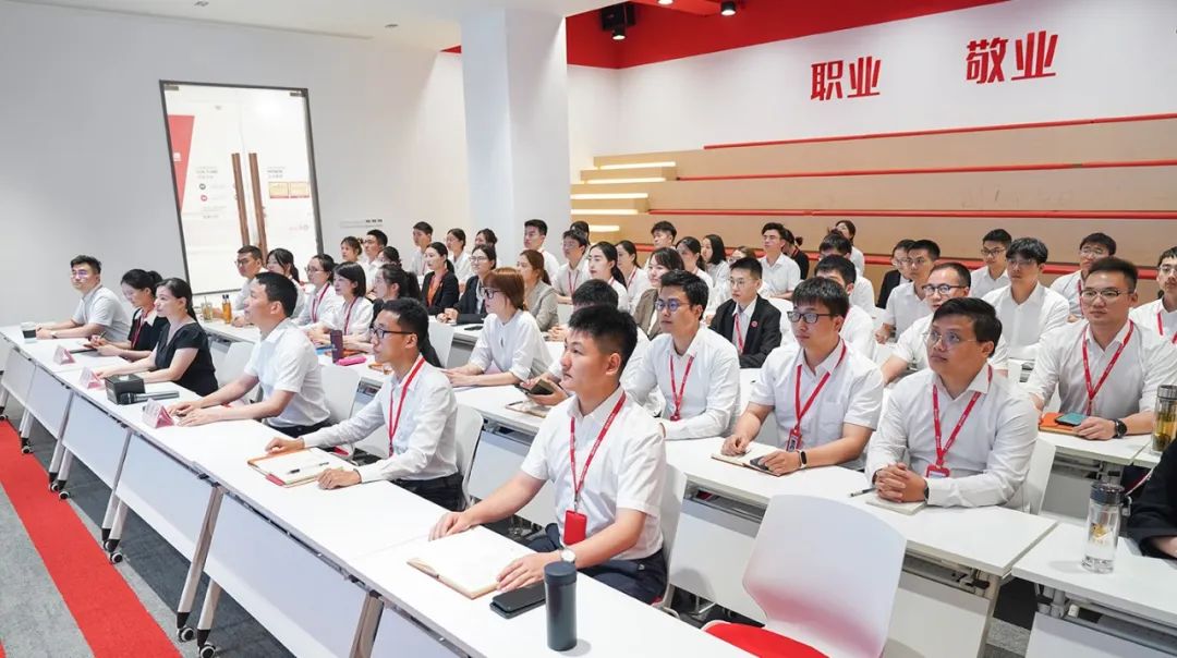 戰(zhàn)高溫，搶項目，全面掀起“夏季攻勢”！7月上旬，集團(tuán)共38個優(yōu)質(zhì)投資選址項目通過評估