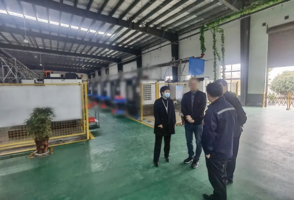 與富士康、比亞迪、華為等知名企業保持深度合作！高端陶瓷電子新材料生產擴建投資選址項目方實地考察河南某地方政府