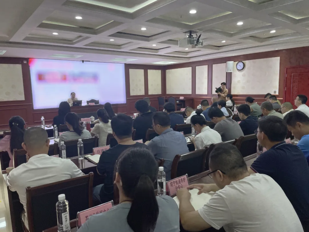 培訓(xùn)規(guī)模約百人！集團(tuán)受邀為廣西賀州昭平縣做政府專(zhuān)業(yè)委托招商實(shí)戰(zhàn)培訓(xùn)