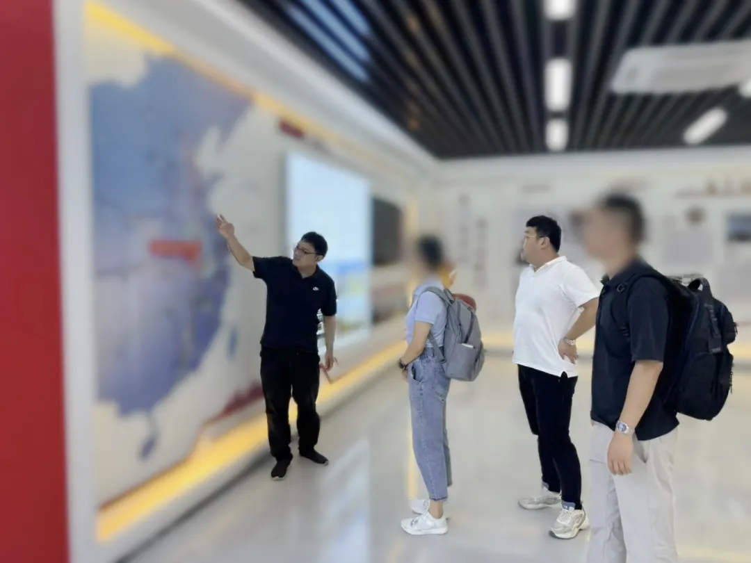 小米、三星等知名企業(yè)合作商！國(guó)內(nèi)領(lǐng)先智能電子器件投資選址項(xiàng)目方反向考察安徽某地方政府