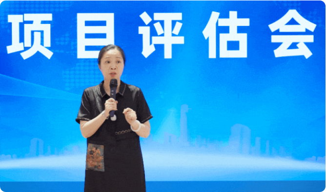 抓好項(xiàng)目開發(fā)先手棋，夯實(shí)項(xiàng)目落地硬支撐！9月上旬，集團(tuán)共33個(gè)優(yōu)質(zhì)投資選址項(xiàng)目通過評(píng)估