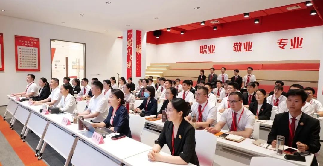 聚集大產(chǎn)業(yè)、大鏈主項目，帶動大發(fā)展！5月下旬，集團(tuán)共31個優(yōu)質(zhì)投資選址項目通過評估