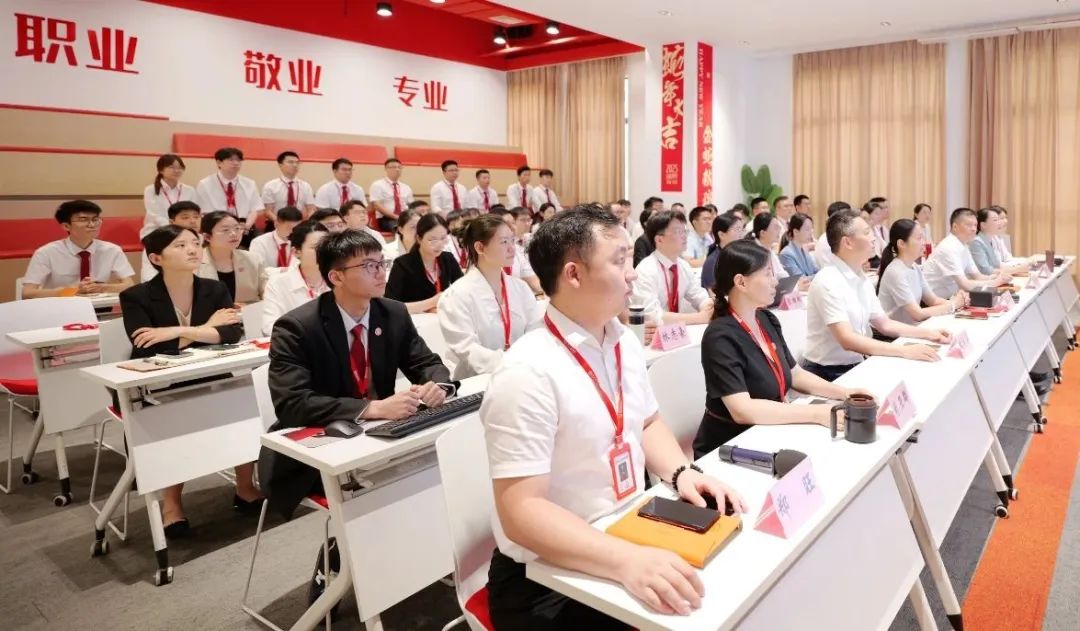 一攻二拼三練，上半年項(xiàng)目評(píng)估圓滿收官！6月下旬，集團(tuán)共35個(gè)優(yōu)質(zhì)投資選址項(xiàng)目通過(guò)評(píng)估