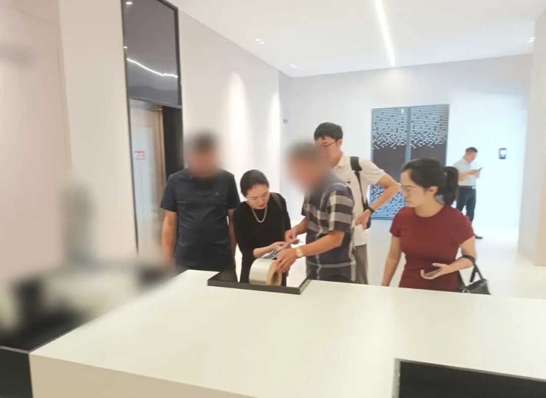 產品應用領域廣泛，市場占有率高！四川某地方政府實地對接高端新材料擴建投資選址項目